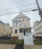 Building Photo - 32 Goddard St