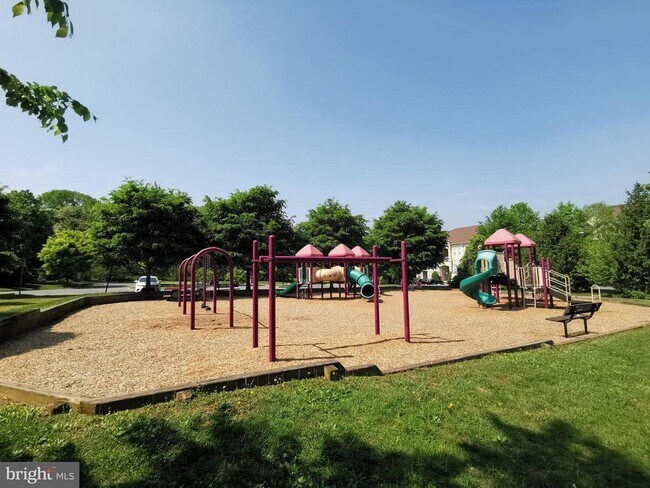 Building Photo - 18715 Sparkling Water Dr