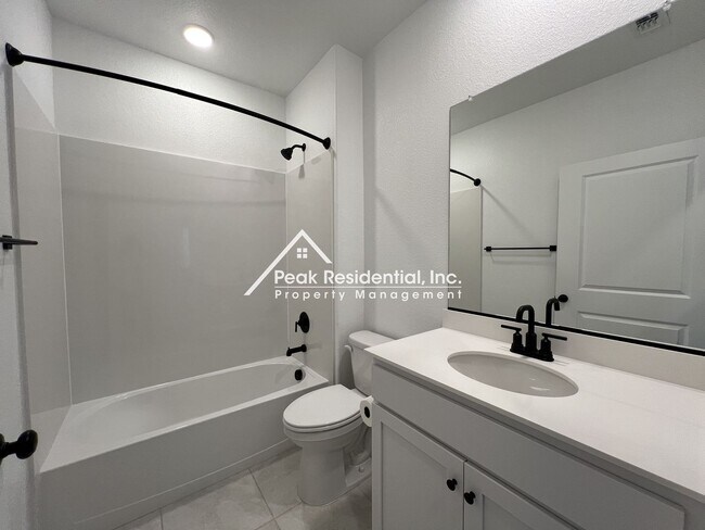 Building Photo - Brand New 4bd/3a Rancho Cordova Home-Must ...