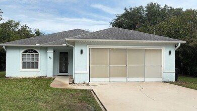 Building Photo - Open floor plan pool home