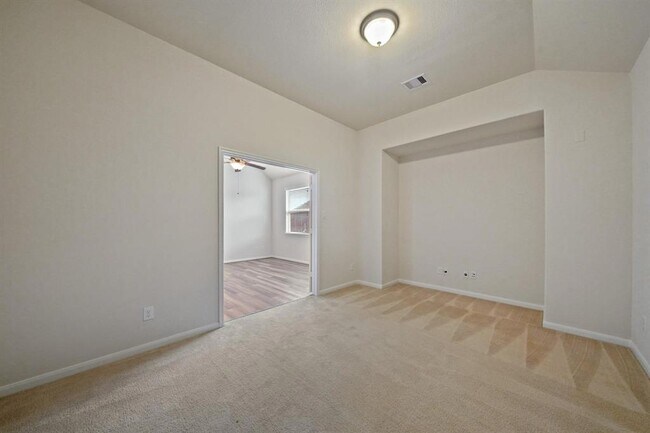 Building Photo - 5371 Blue Mountain Ln