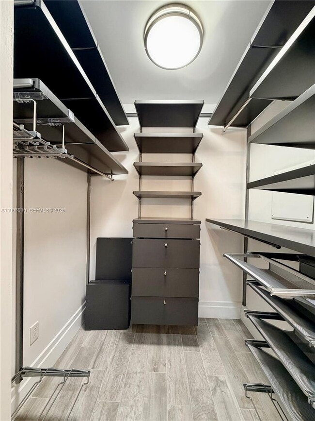 Building Photo - 300 S Biscayne Blvd