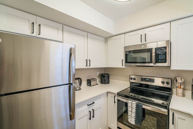 Building Photo - 8550 E McDowell Rd