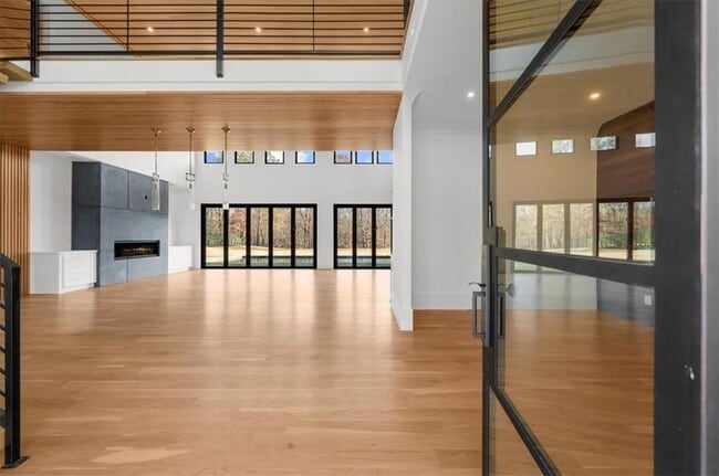 Building Photo - 2386 Trinity Church Rd