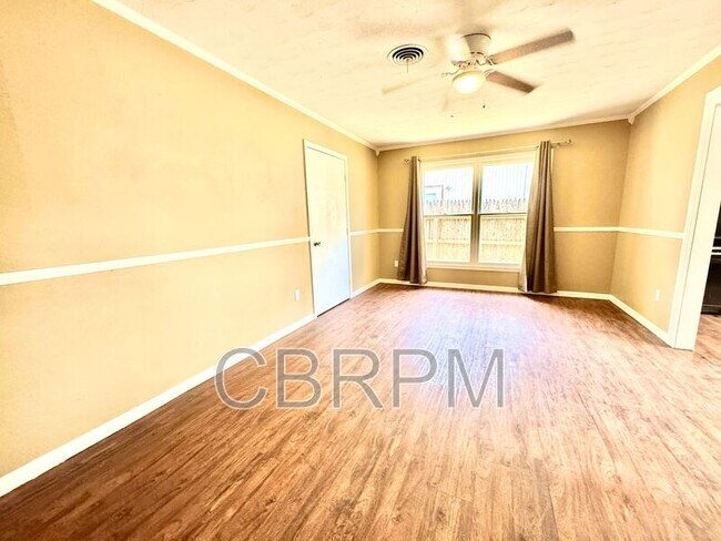 Building Photo - 5434 31st St