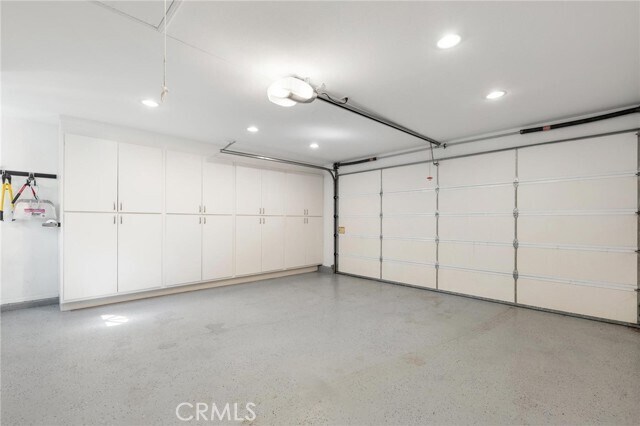 Building Photo - 657 36th St
