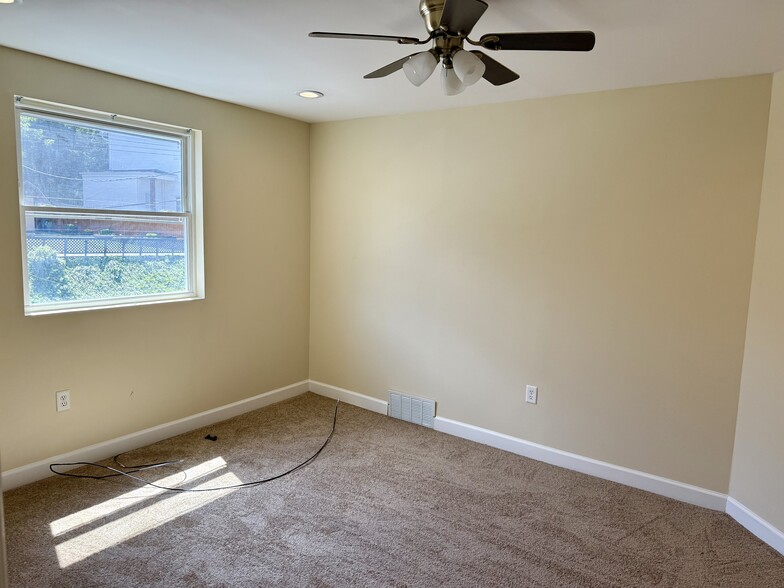 Building Photo - 332 Natchez St