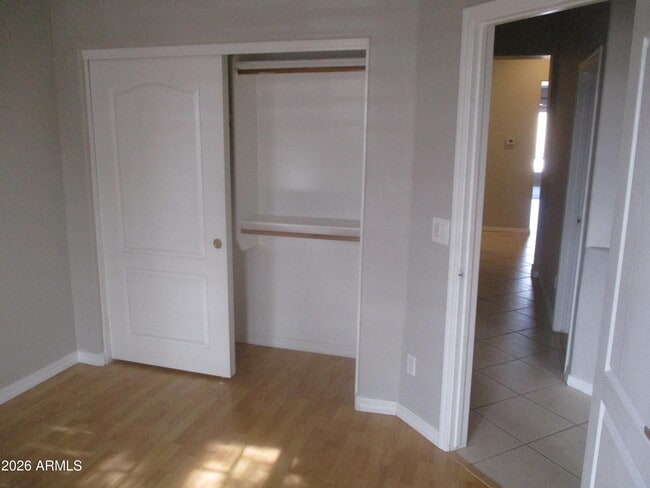 Building Photo - 2926 W Eastman Dr