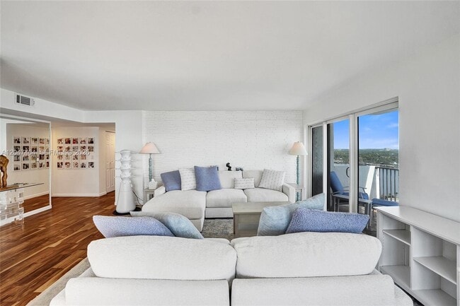 Building Photo - 1201 S Ocean Dr