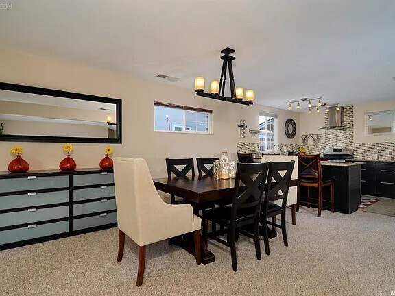 Building Photo - 10644 Campana Way