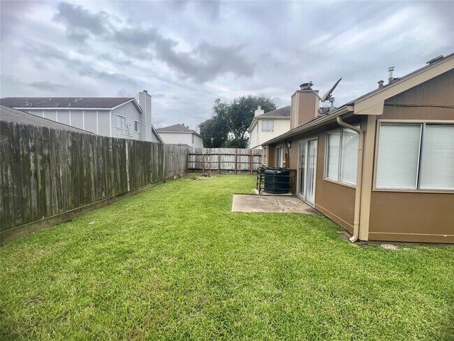 Building Photo - 7831 Redgate Cir