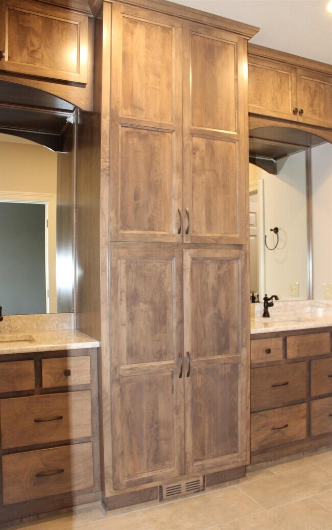 Building Photo - 10632 Lantern Bay Cove