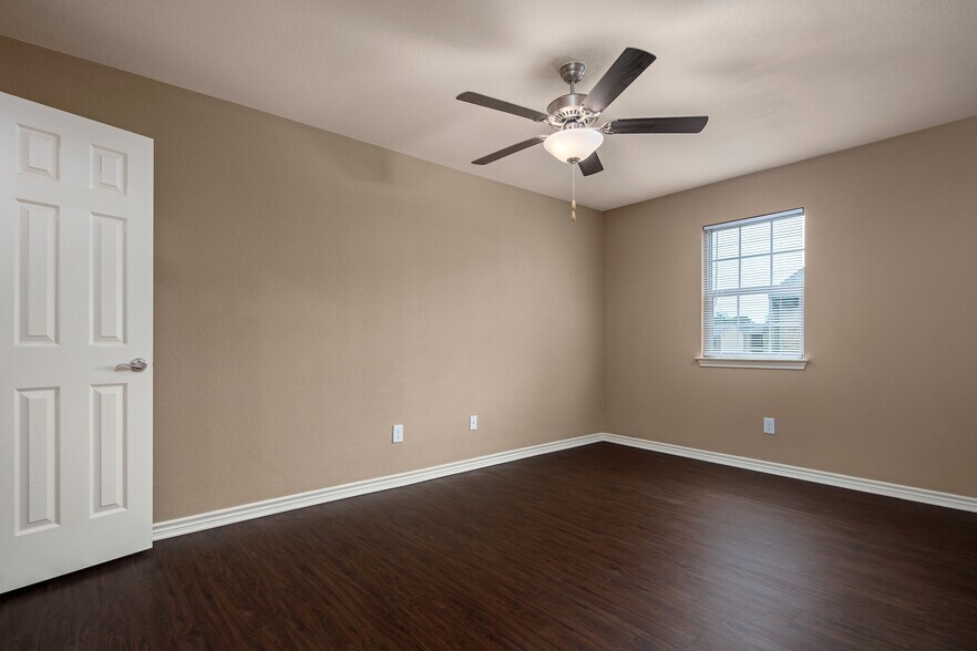 Pebble Creek 4251 Jimmy Johnson Blvd Port Arthur TX 77642 Apartment