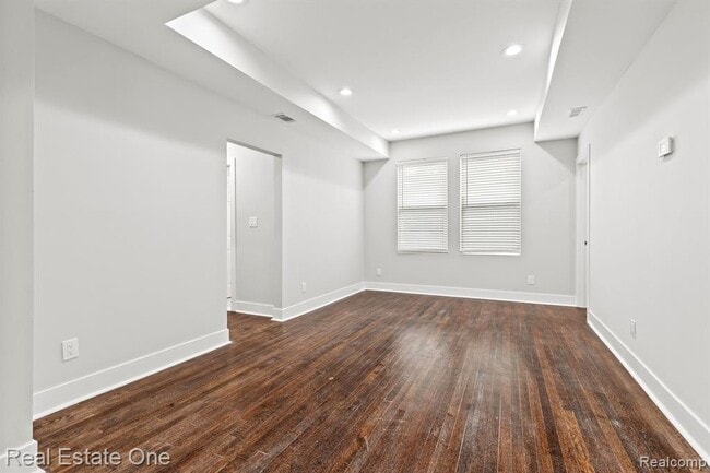 Building Photo - 2282 Belvidere St