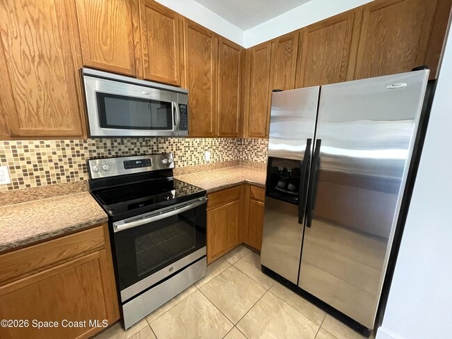 Building Photo - 2600 Revolution St