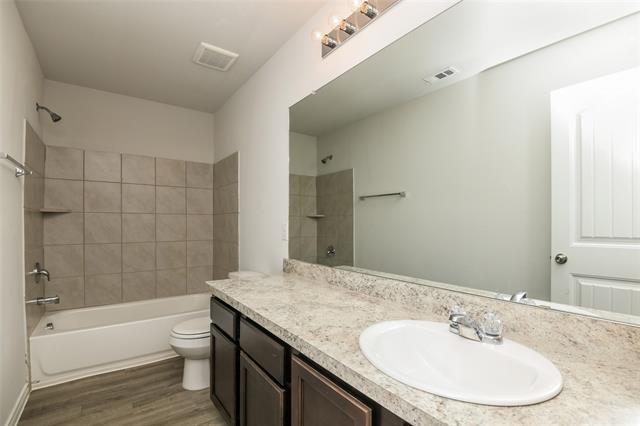 Building Photo - 2804 Redhead Pl