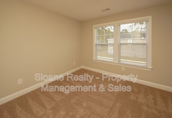 Building Photo - 4133 Rigsby Ln