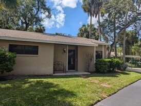 Building Photo - 5039 Village Gardens Dr