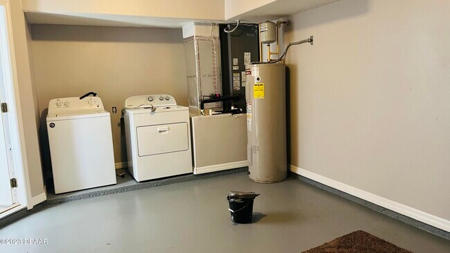 Building Photo - 1577 Megan Bay Cir