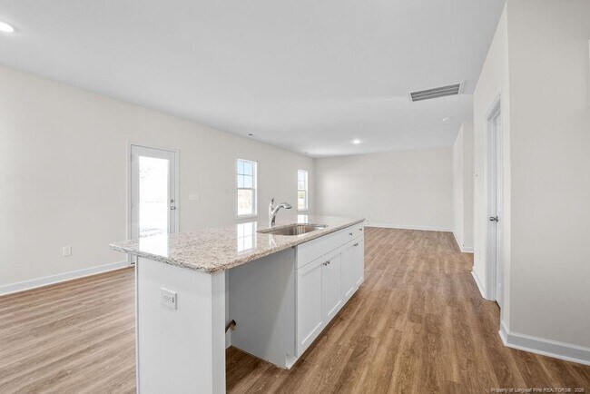 Building Photo - 544 Ashley Hts Dr