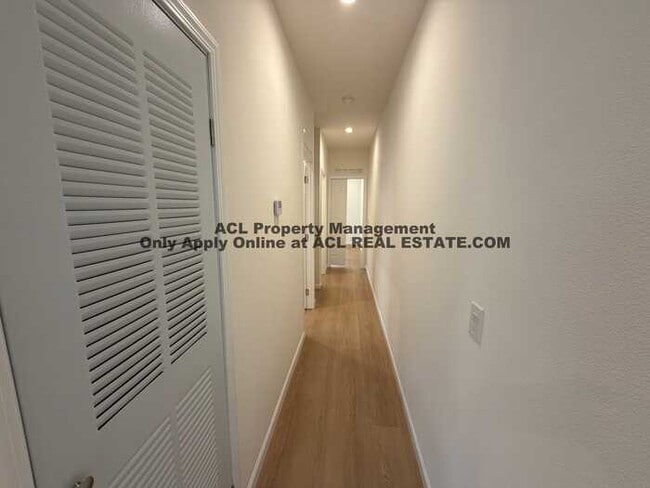 Building Photo - Newly Built, Never Lived in 2bed 1 bath Unit For Rent