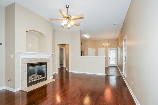 Building Photo - 920 Spanish Trail Ln