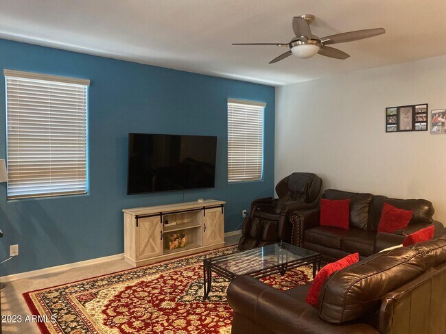 Building Photo - 9659 W Cashman Dr
