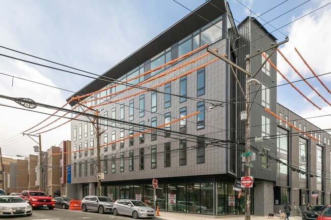 Building Photo - 1 Bedroom in Northern Liberties - Parking Available