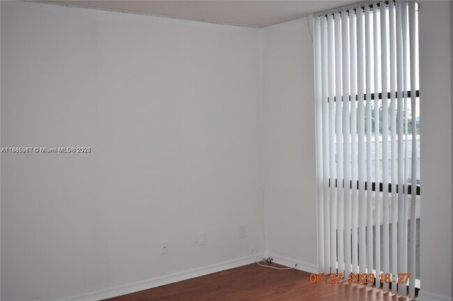 Building Photo - 13499 Biscayne Blvd