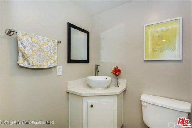 Building Photo - 8187 Havasu Cir