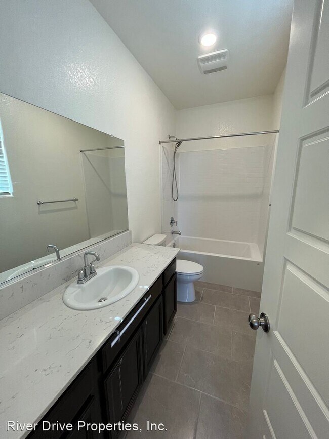 Building Photo - 4 br, 3 bath House - 2331 Explorador Drive