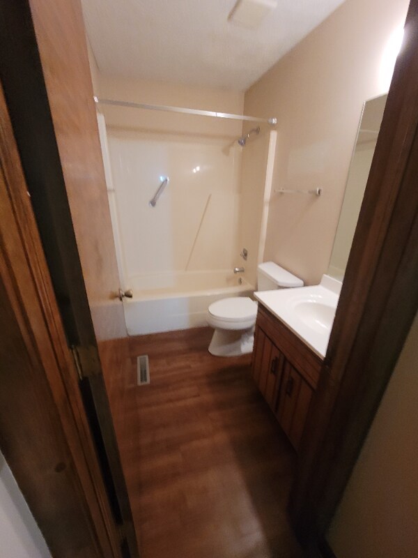 Building Photo - 301 Schrock Rd