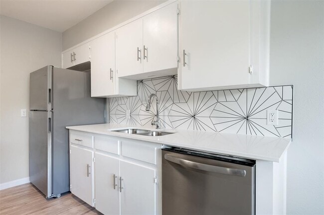Building Photo - 1513 Braes Ridge Dr