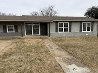 Building Photo - 2531 Powell Dr