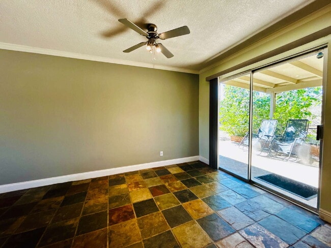 Building Photo - Spacious 2 bd, 2 ba with attached finished garage