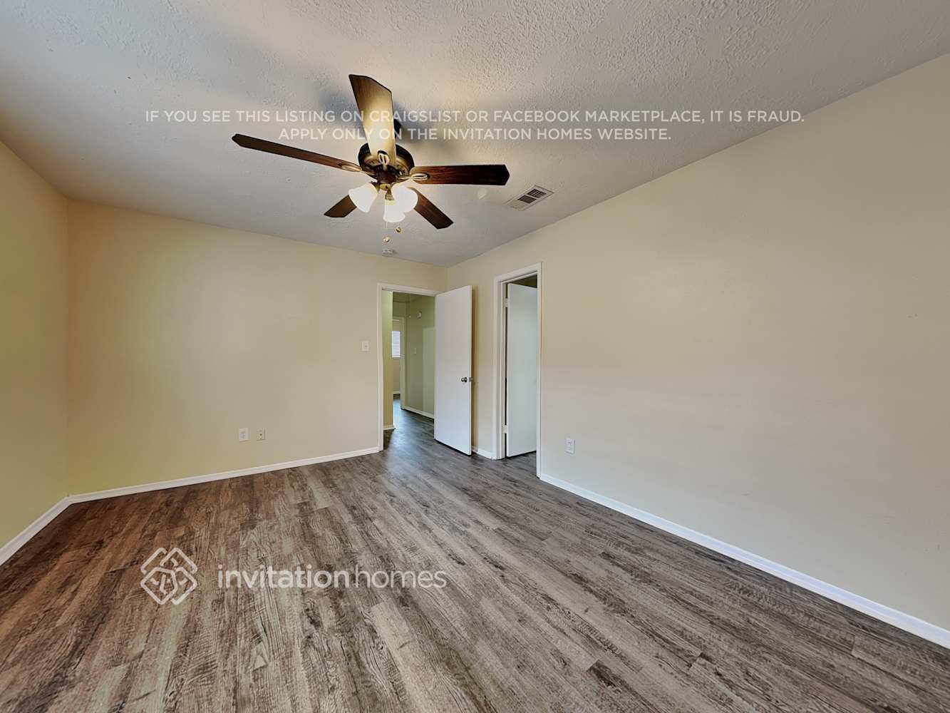 Building Photo - 14234 Montaigne Dr