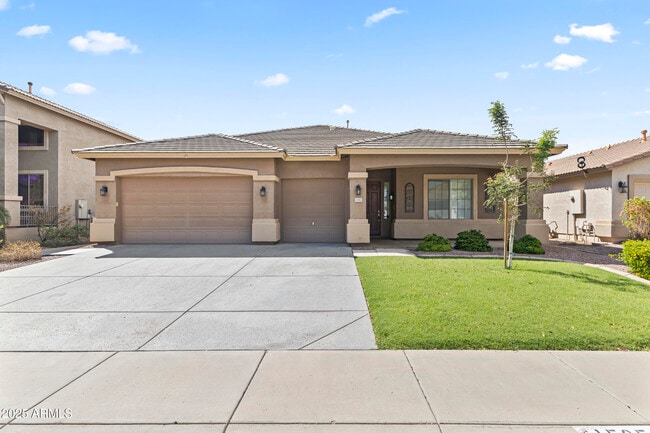 Primary Photo - 15053 W Cameron Dr