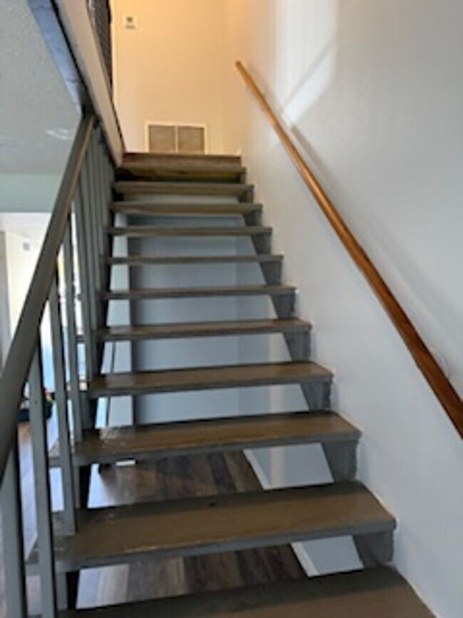 Building Photo - 2/2 in Titusville for rent!