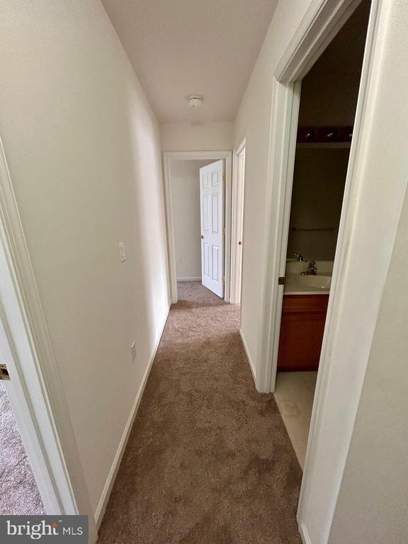 Building Photo - 2005 Greystone Dr