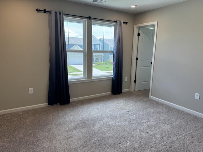 Building Photo - 218 Port Wy