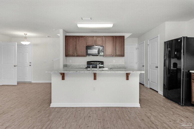 Building Photo - 5864 Magnolia Bend Blvd