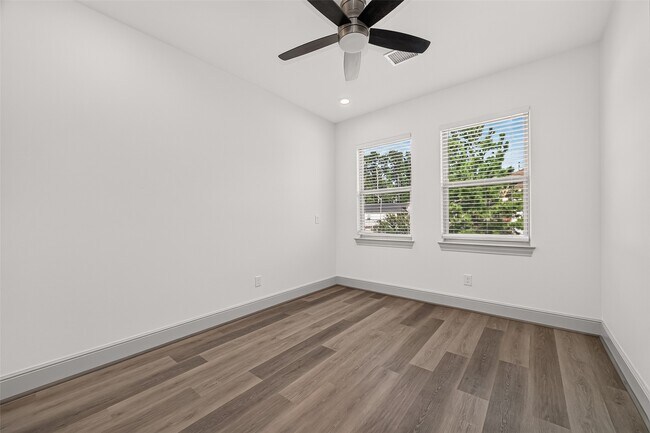 Building Photo - 159 Benjis Pl