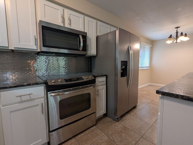 Building Photo - Charming 3-Bedroom, 1.5-Bath Home ~ Landscaping Provided!