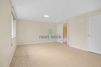 Building Photo - Welcome to this charming 2 bedroom, 2.5 bathroom townhouse in Bothell.