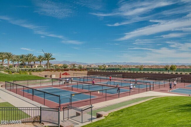 Building Photo - Luxury Lifestyle in Queen Creek AZ