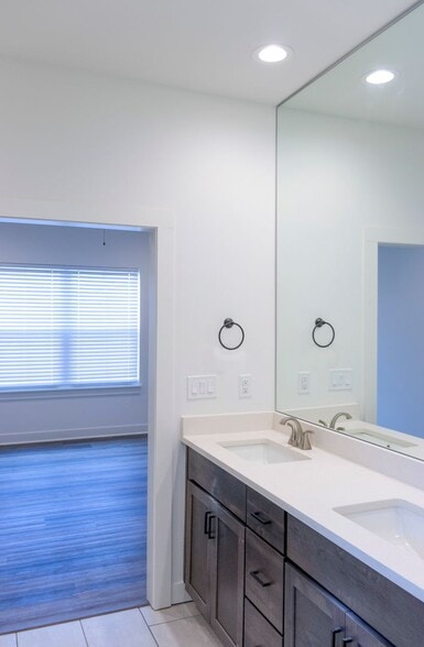 Building Photo - 19613 W 200th St