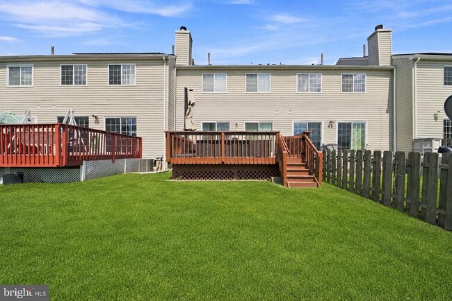 Building Photo - 11 Caraway Ct