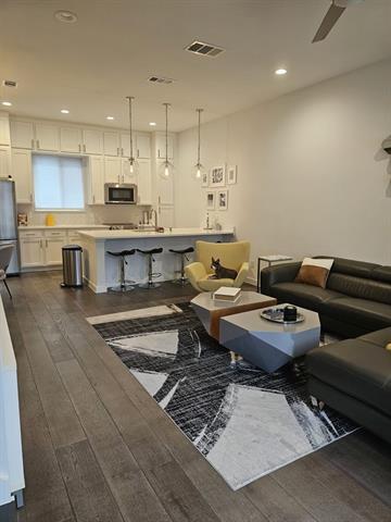 Building Photo - 6004 Hudson St