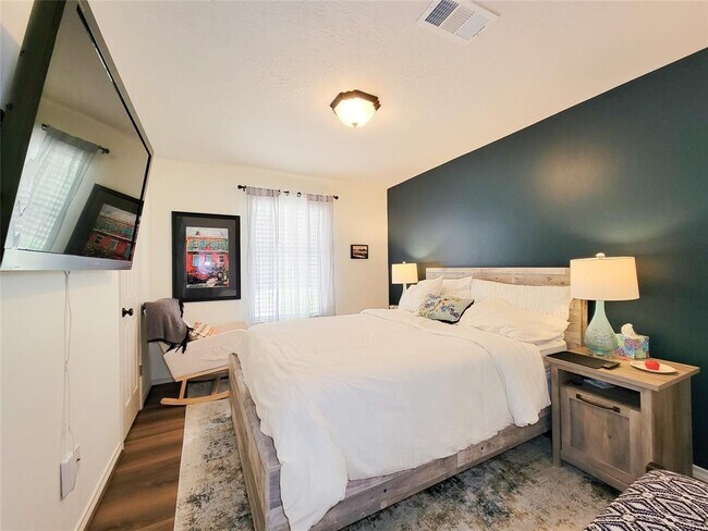 Building Photo - 3735 Hickory Knob Dr