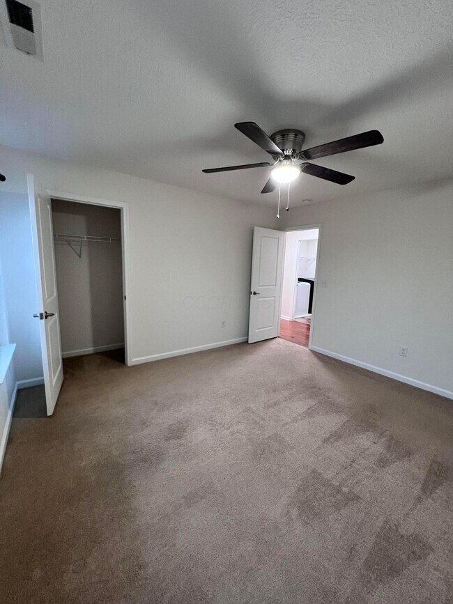 Building Photo - 7847 Aideen Ct